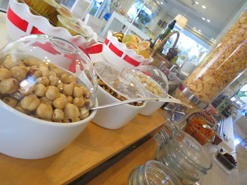 Hotel Eden ชินกวาเล ภายนอก รูปภาพ